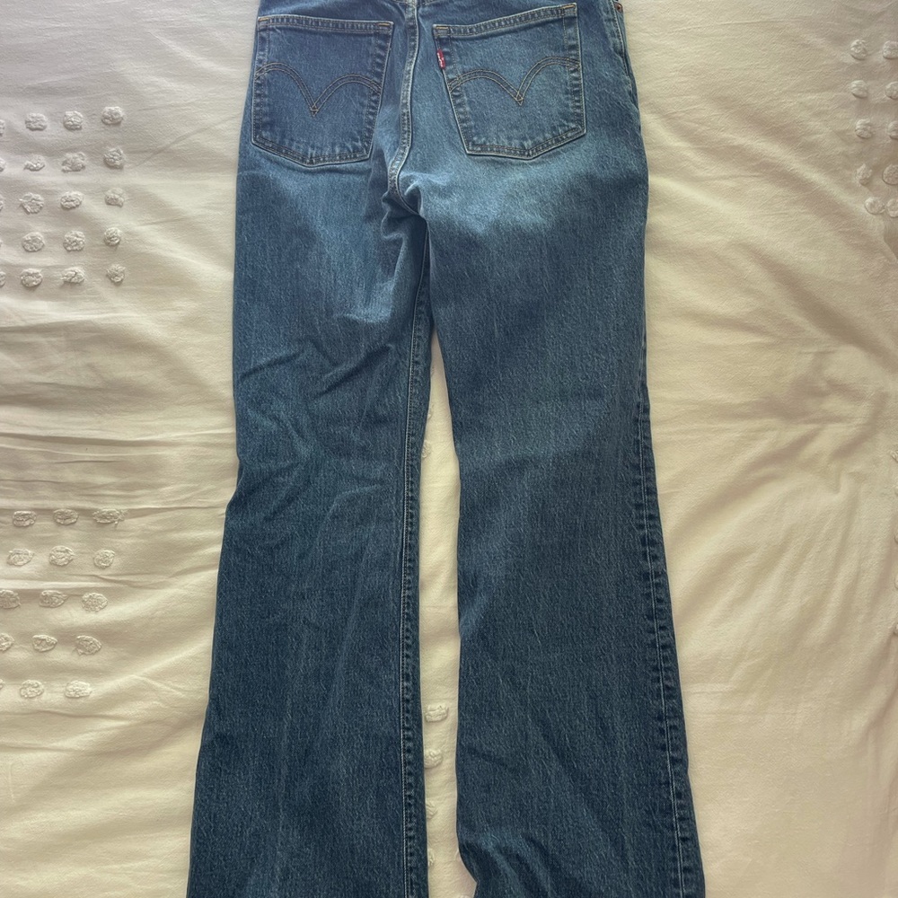 Levi’s Ribcage Boot Jeans - Picture 2 of 5